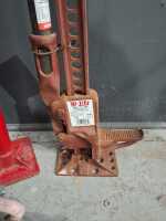 GARAGE LOT - 2