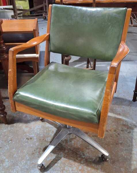 OFFICE CHAIR