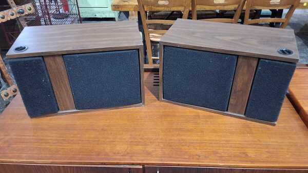 BOSE SPEAKERS