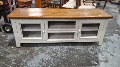 Entertainment Unit