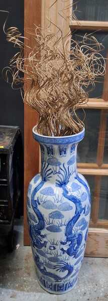 FLOOR VASE