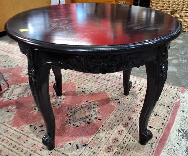 OCCASIONAL TABLE