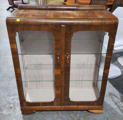 Display Cabinet