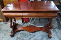 HALL CONSOLE