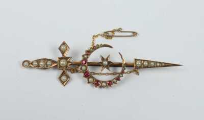 1015 · GOLD BROOCH