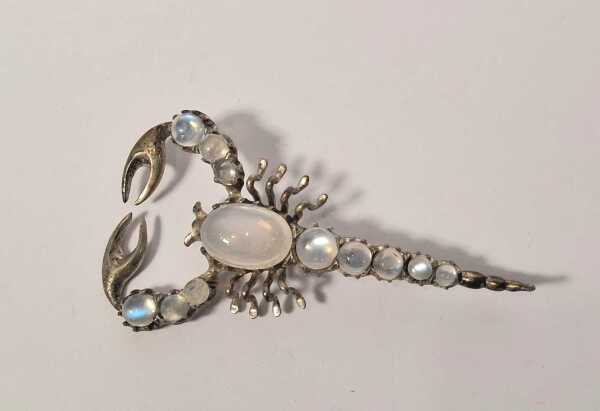 SCORPION BROOCH