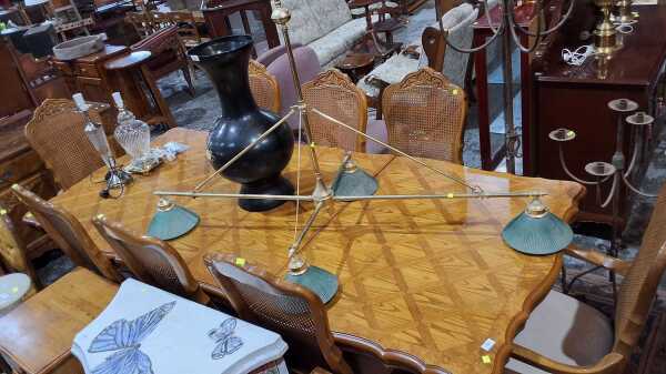 BILLIARD TABLE LIGHT