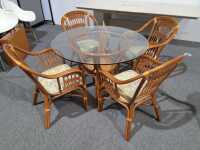 DINING SUITE