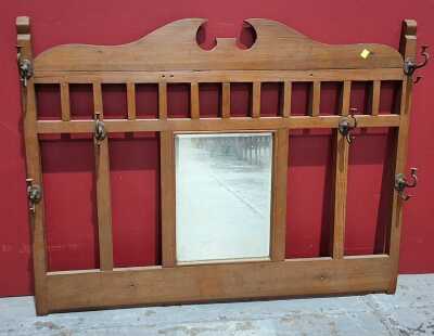 Entrance Hooks