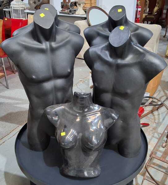 MANNEQUINS