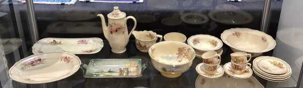 ROYAL DOULTON