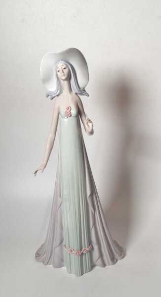 LLADRO LADY