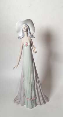 Lladro Lady