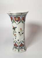 DELFT VASE