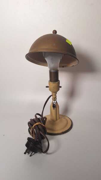 DESK LAMP