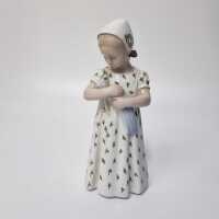 BING & GR&Oslash;NDAHL FIGURE