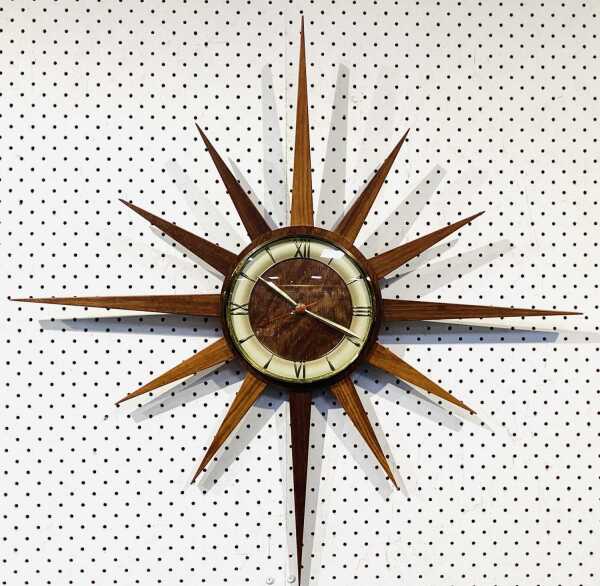 STARBURST CLOCK