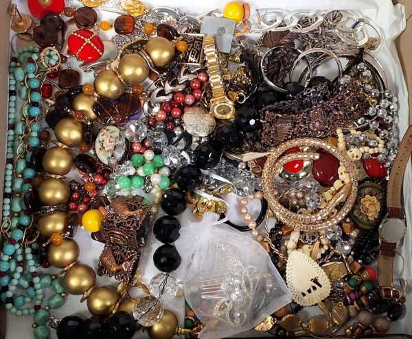 JEWELLERY