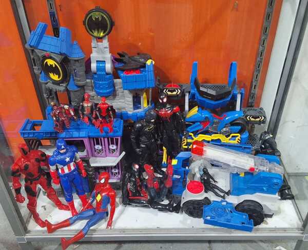 SUPERHERO TOYS