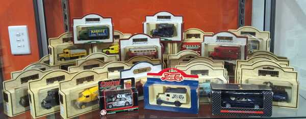 MODEL CARS