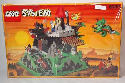 Lego: Fire Brearhing Fortress