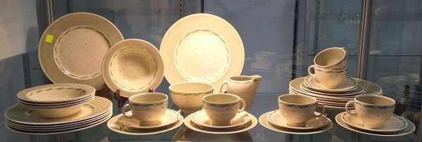 SUSIE COOPER DINNERWARE