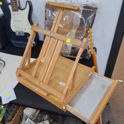 Artists Easel