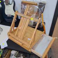 ARTISTS EASEL