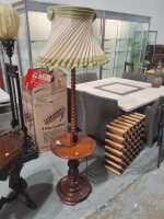 STANDARD LAMP