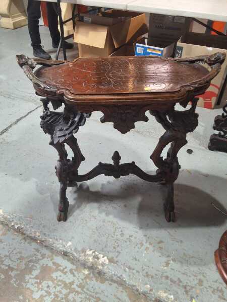 SIDE TABLE
