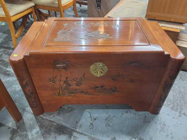 CAMPHORWOOD TRUNK