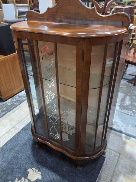 CHINA CABINET