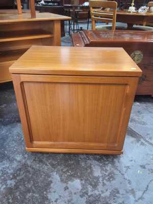 Side Cabinet
