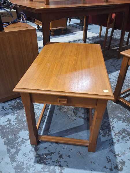 LAMP TABLE