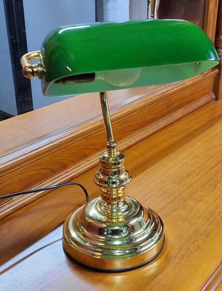 BANKERS LAMP
