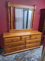DRESSING CHEST