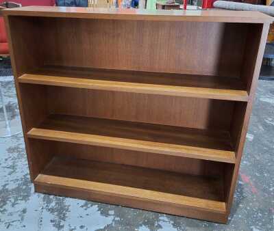 Bookshelf