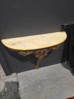 CONSOLE TABLE