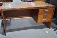 MID-CENTURY DESK