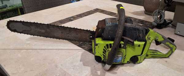 CHAINSAW