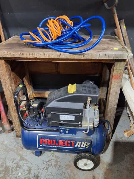 COMPRESSOR