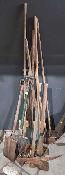 GARDEN TOOLS