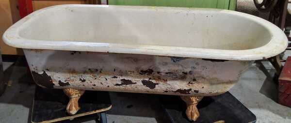 RUSTIC BATHTUB