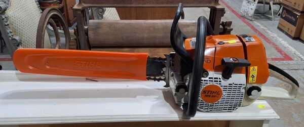 CHAINSAW
