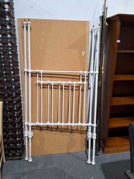 FOUR POSTER BED