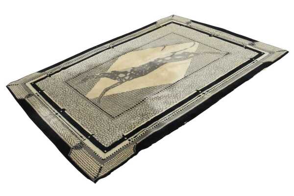 WOOL RUG