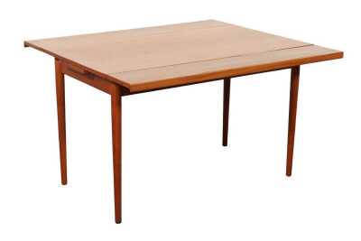Extension Breakfast Table