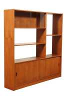 ROOM DIVIDER