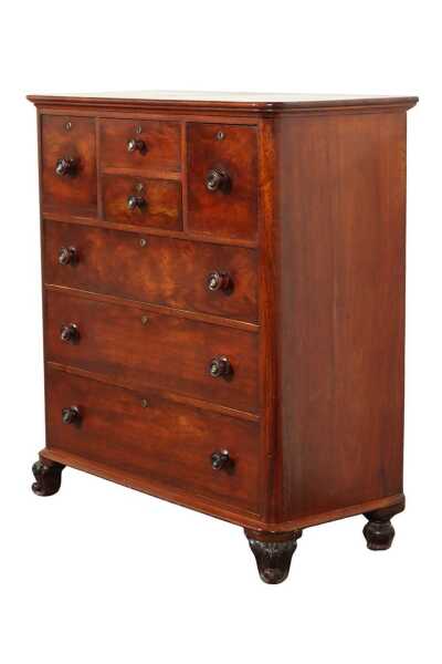 CHEST OF DRAWERS