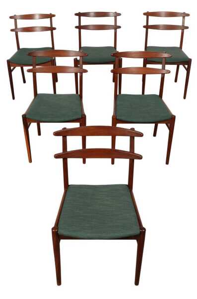 SET OF DINING CHAIRS